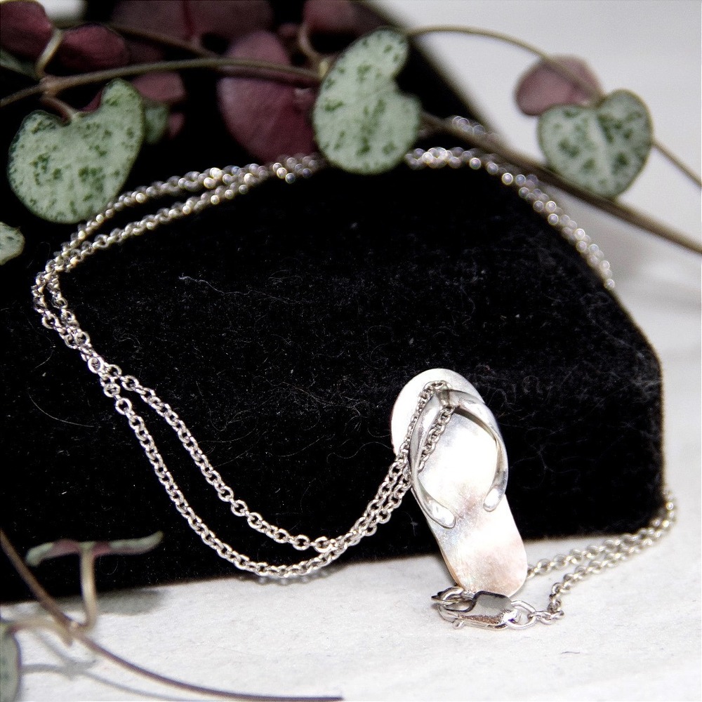 925 Sterling Silver Mother of Pearl Flip Flop Pendant Necklace Beach Jewelry 18"
